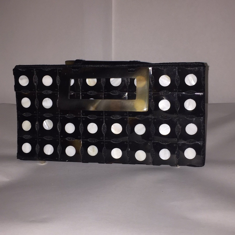 Handcrafted natural horn and sea shell bag